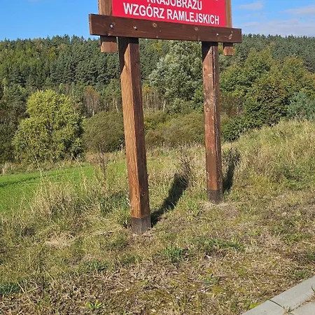 Ramlejowe Wzgorze - Sauna-balia Feriehus Ostrzyce